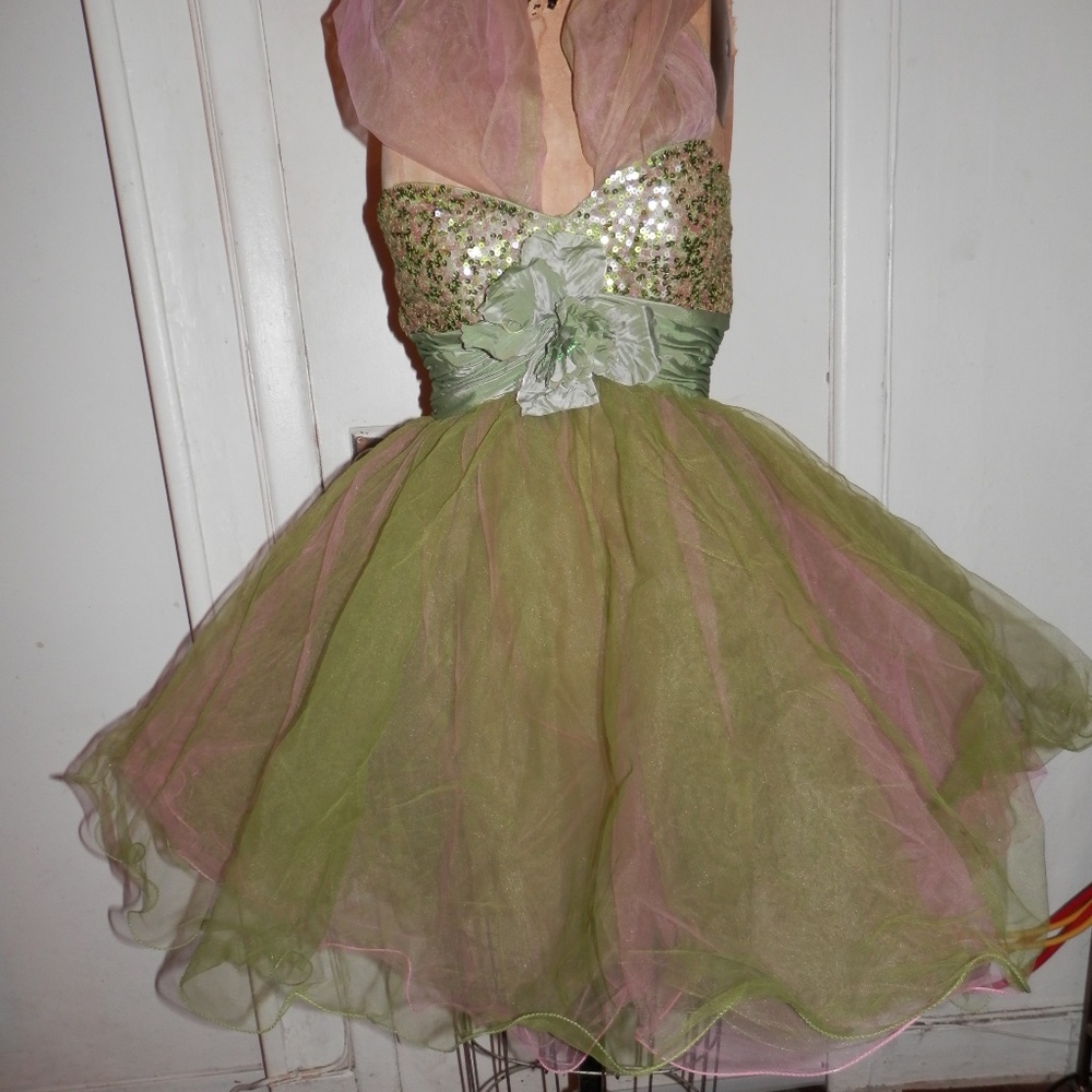 STRAPLESS PARTY DRESS TULLE/SEQUENCE AND SATIN MINI FLARE OUT
